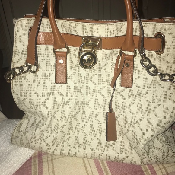 Authentic Michael Kors Hamilton Bag - Picture 1 of 9